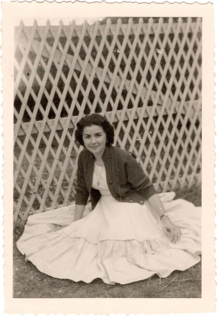 Avec mes plus tendres baisers et mes plus douces pensées
bien à toi,
Noelle